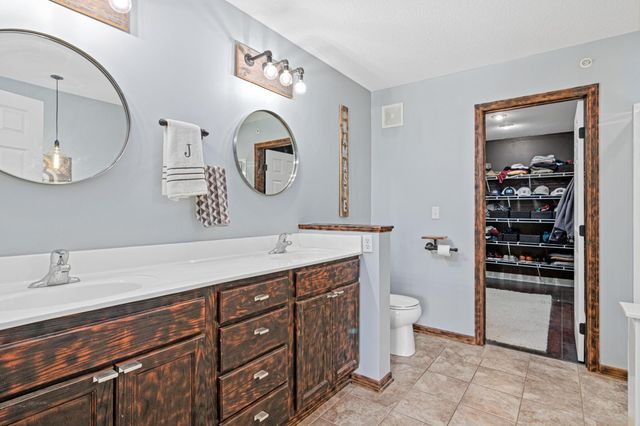 9620 Washington Boulevard 1, Chanhassen, MN 55317