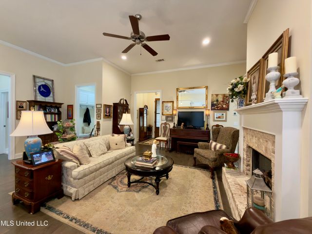 245 Falls Crossing, Madison, MS 39110