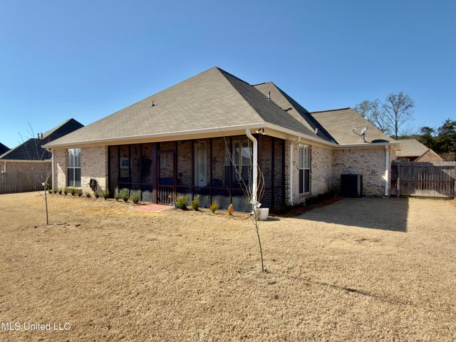 245 Falls Crossing, Madison, MS 39110