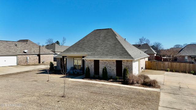 245 Falls Crossing, Madison, MS 39110