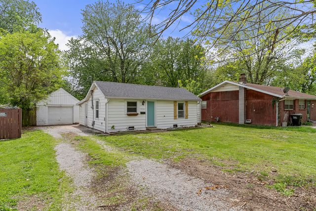 1536 E Whiteside Street, Springfield, MO 65804