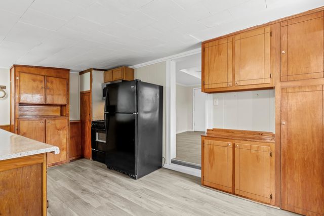 1536 E Whiteside Street, Springfield, MO 65804