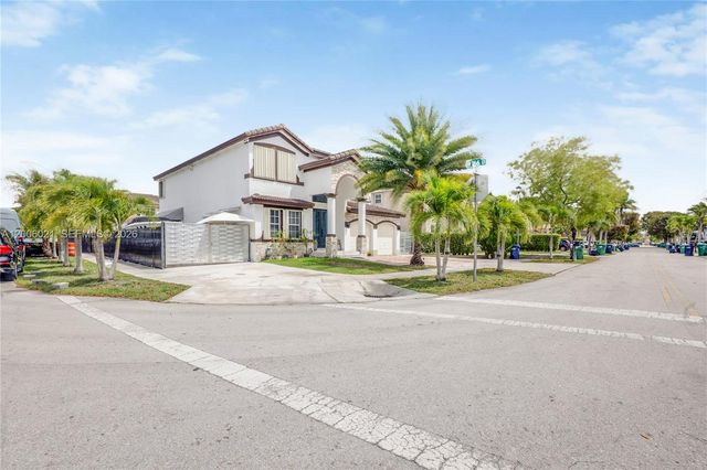 16621 SW 58th Terrace, Miami, FL 33193