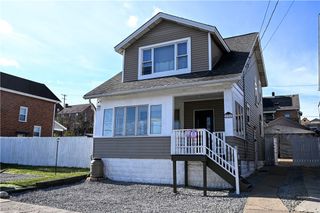206 Thomas St, West Mifflin, PA 15122