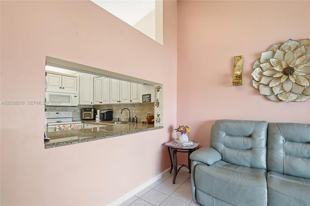 104 Freedom Ct 104, Deerfield Beach, FL 33442