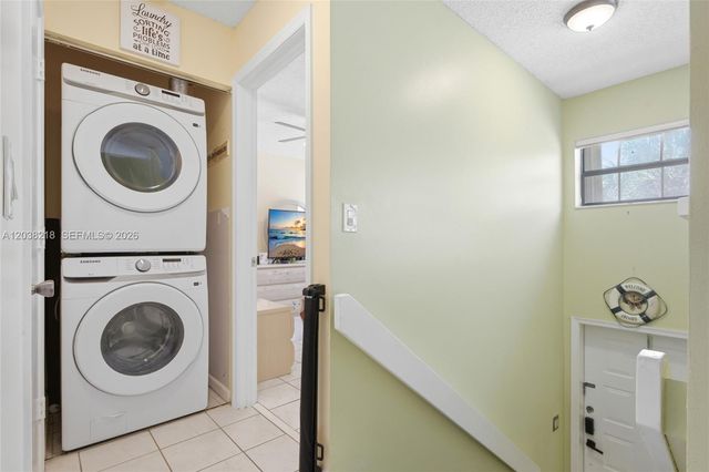 104 Freedom Ct 104, Deerfield Beach, FL 33442