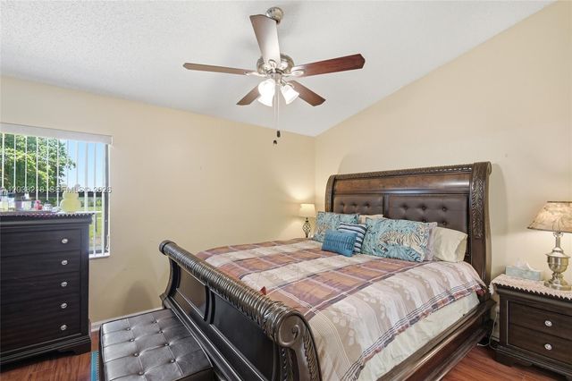 104 Freedom Ct 104, Deerfield Beach, FL 33442