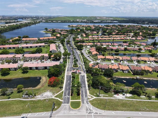 104 Freedom Ct 104, Deerfield Beach, FL 33442