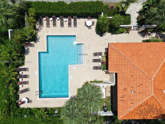 104 Freedom Ct 104, Deerfield Beach, FL 33442