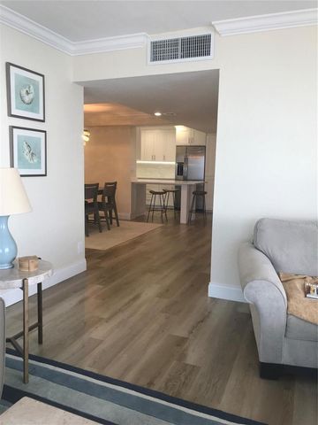 812 BRINY Avenue 10A, Pompano Beach, FL 33062