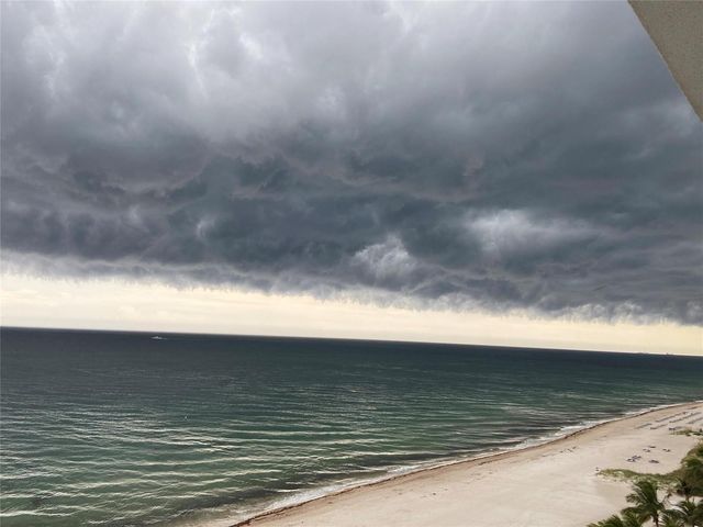 812 BRINY Avenue 10A, Pompano Beach, FL 33062