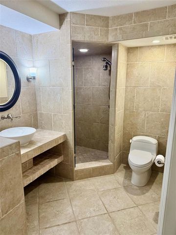 812 BRINY Avenue 10A, Pompano Beach, FL 33062