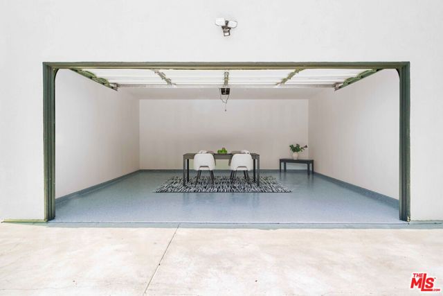 2919 Somerset Drive, Los Angeles, CA 90016