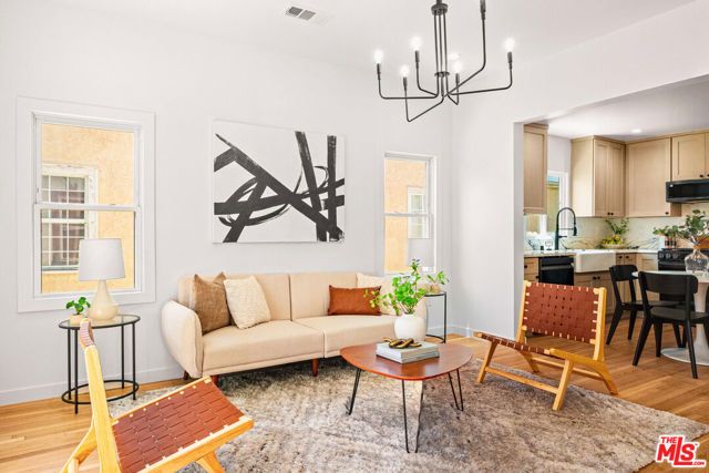2919 Somerset Drive, Los Angeles, CA 90016