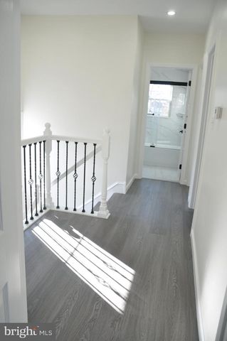 301 LAUREL AVE, Woodlynne, NJ 08107