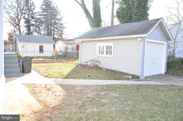 301 LAUREL AVE, Woodlynne, NJ 08107