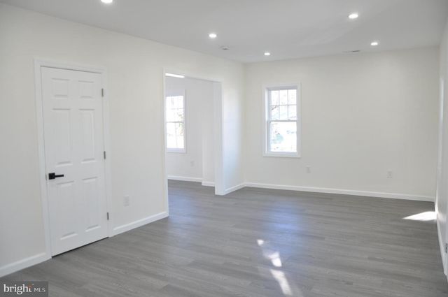 301 LAUREL AVE, Woodlynne, NJ 08107