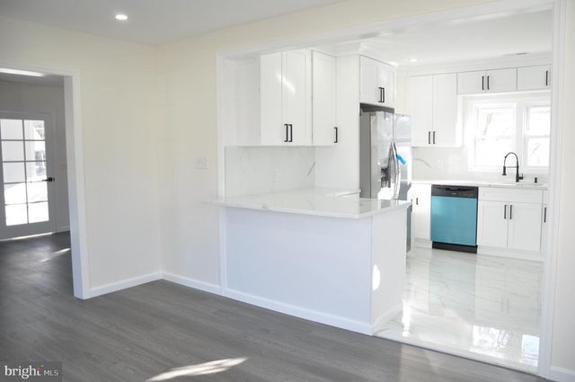 301 LAUREL AVE, Woodlynne, NJ 08107