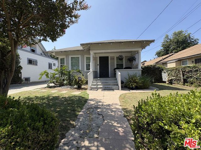 1528 W 36th Street, Los Angeles, CA 90018
