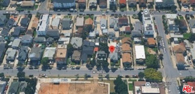 1528 W 36th Street, Los Angeles, CA 90018
