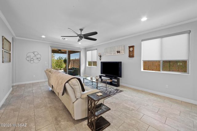 12081 N Golden Mirror Drive, Marana, AZ 85658