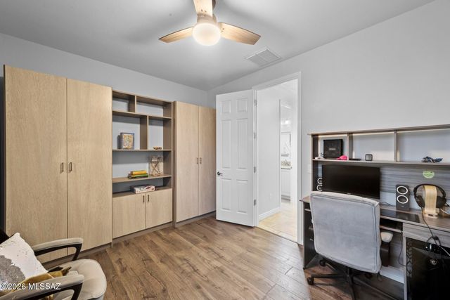 12081 N Golden Mirror Drive, Marana, AZ 85658