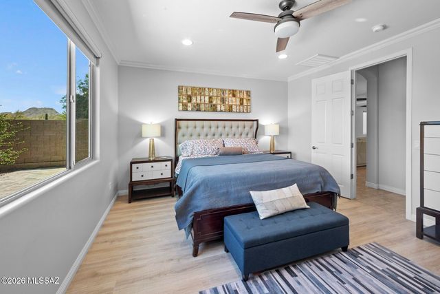 12081 N Golden Mirror Drive, Marana, AZ 85658