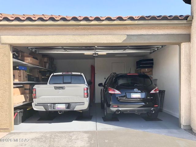 12081 N Golden Mirror Drive, Marana, AZ 85658
