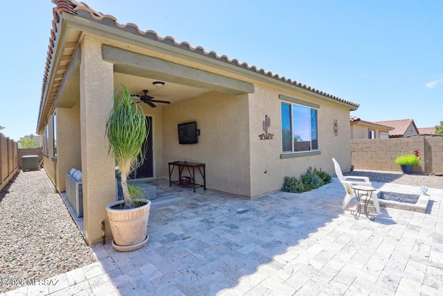 12081 N Golden Mirror Drive, Marana, AZ 85658