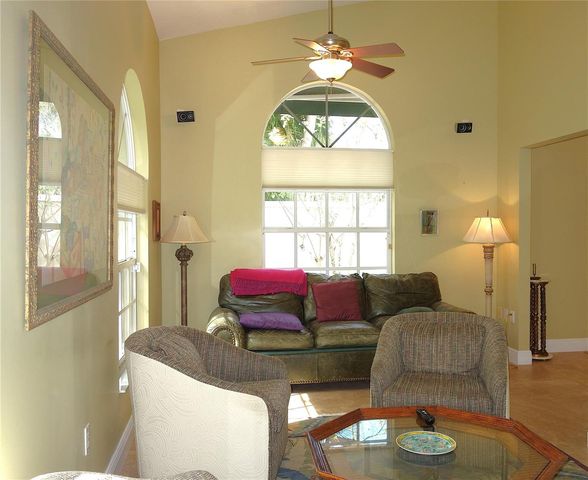4106 Carriage Drive 5C, Pompano Beach, FL 33069