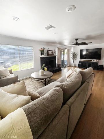 23675 Continental Drive, Canyon Lake, CA 92587