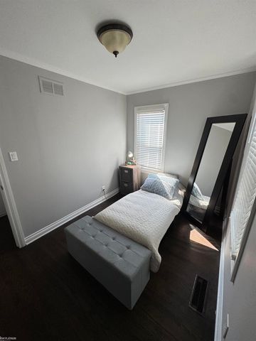 22627 Lake Drive, Saint Clair Shores, MI 48082