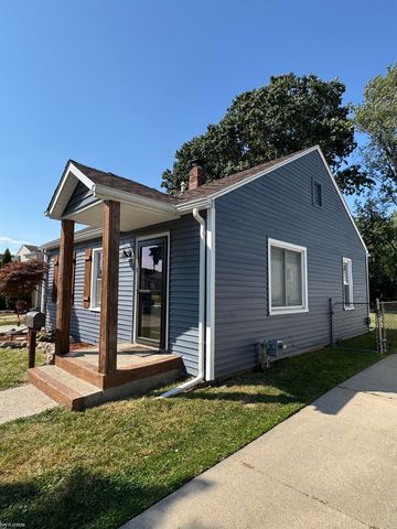 22627 Lake Drive, Saint Clair Shores, MI 48082