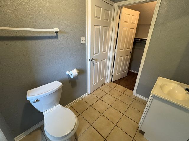 3850 Mt Ranier Street 3850, Dallas, TX 75211