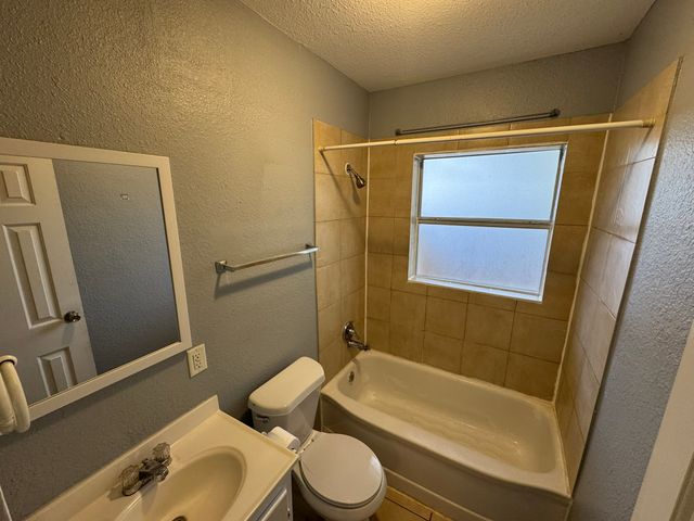 3850 Mt Ranier Street 3850, Dallas, TX 75211