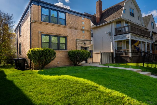 7212 S Euclid Avenue 2, Chicago, IL 60649