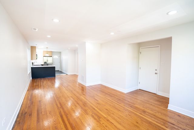 7212 S Euclid Avenue 2, Chicago, IL 60649