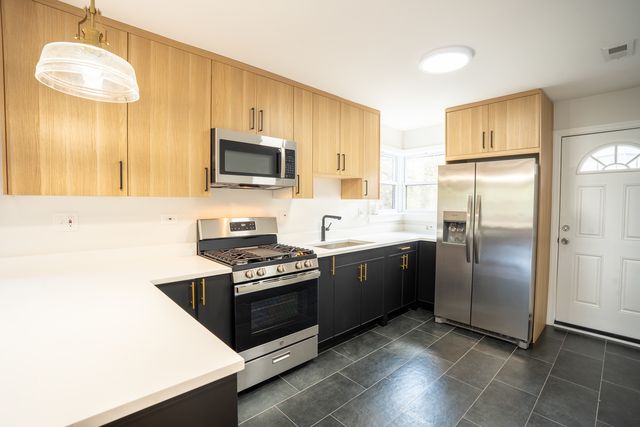 7212 S Euclid Avenue 2, Chicago, IL 60649