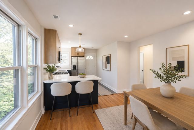 7212 S Euclid Avenue 2, Chicago, IL 60649