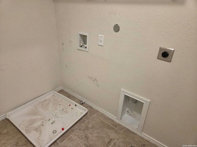 10627 BRADY CREEK CP, San Antonio, TX 78252