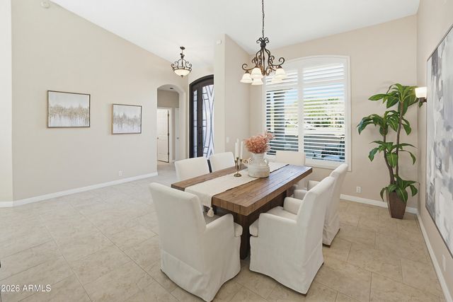 7 W SILVERWOOD Drive, Phoenix, AZ 85045