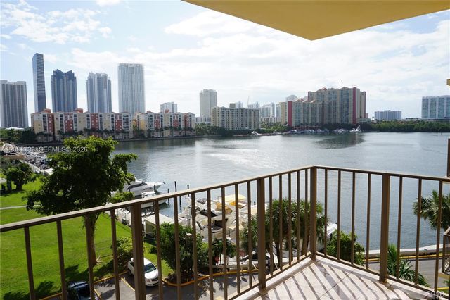 290 174th St 617, Sunny Isles Beach, FL 33160