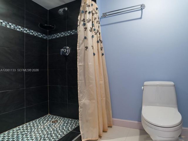 290 174th St 617, Sunny Isles Beach, FL 33160