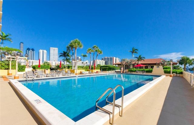 290 174th St 617, Sunny Isles Beach, FL 33160