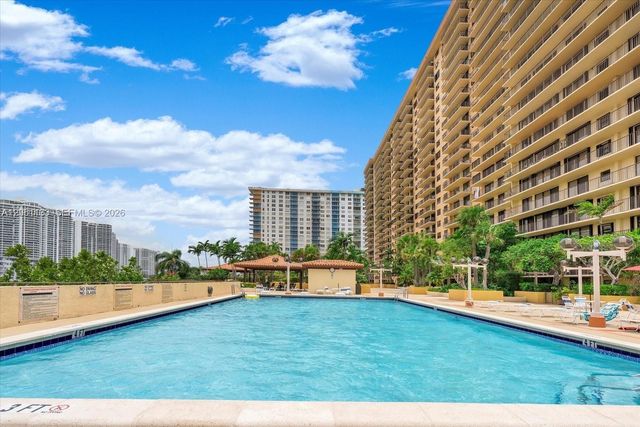 290 174th St 617, Sunny Isles Beach, FL 33160