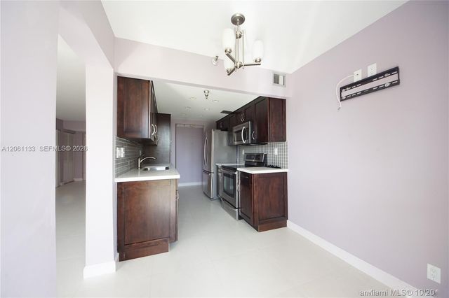 290 174th St 617, Sunny Isles Beach, FL 33160