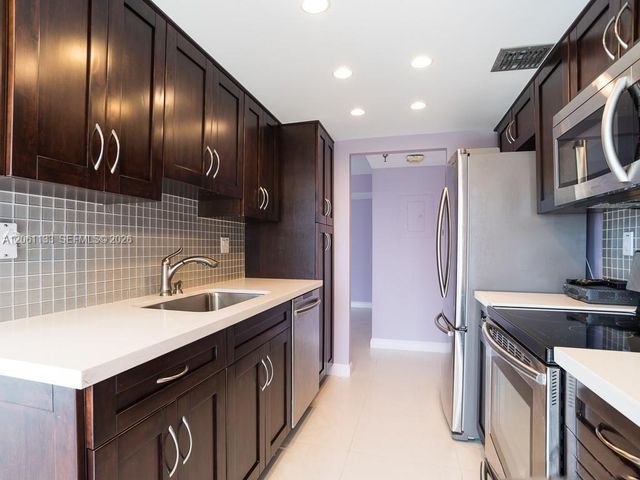 290 174th St 617, Sunny Isles Beach, FL 33160