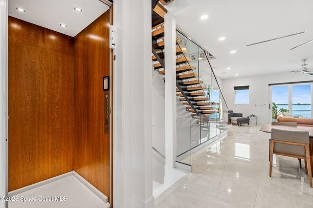 1807 Riverview Drive, Melbourne, FL 32901