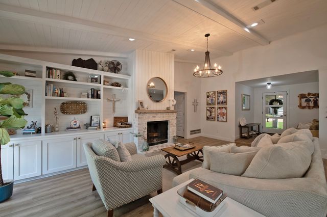 119 Reba Road, Heath, TX 75032