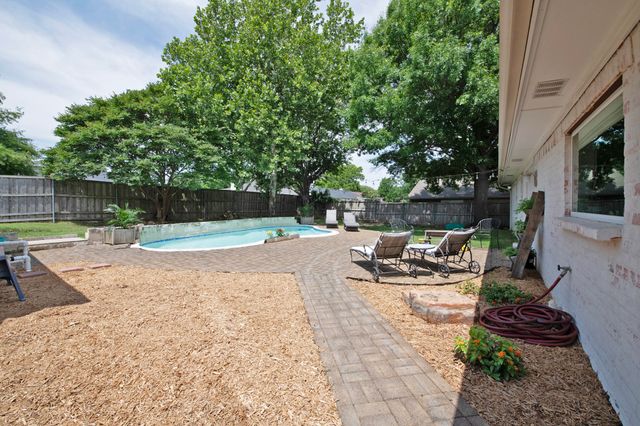 119 Reba Road, Heath, TX 75032